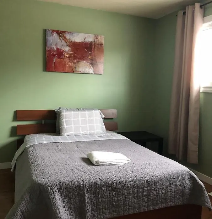 Monthly Private Rooms Male Accommodation Close To Nait Kingsway Mall Downtown-1